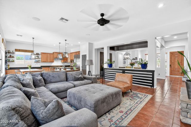 3420 S HOLGUIN Way, Chandler, AZ 85248