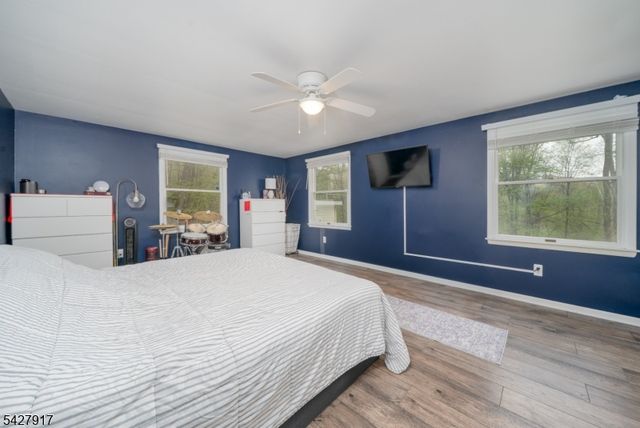 12 Timbercroft Rd, High Bridge Boro, NJ 08829