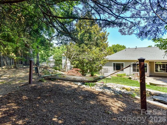 2535 Harlington Lane, Charlotte, NC 28270