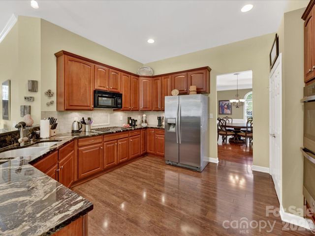 2535 Harlington Lane, Charlotte, NC 28270