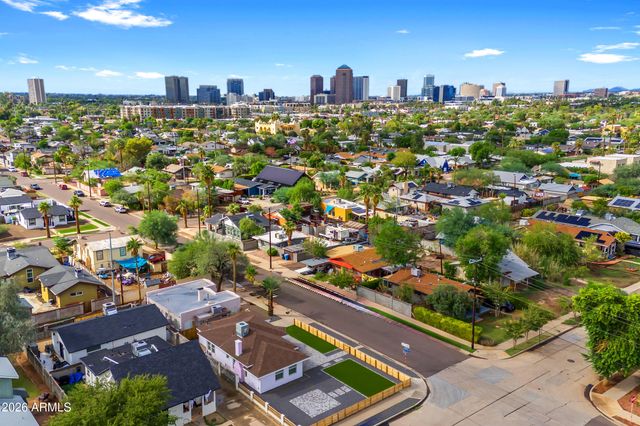 2046 N 11TH Street, Phoenix, AZ 85006