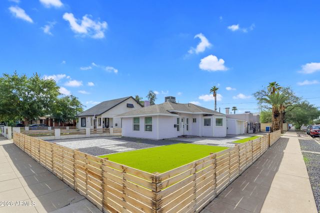 2046 N 11TH Street, Phoenix, AZ 85006