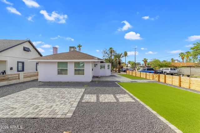 2046 N 11TH Street, Phoenix, AZ 85006