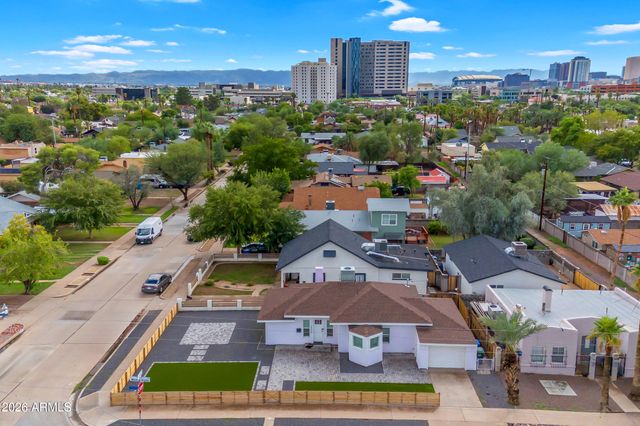 2046 N 11TH Street, Phoenix, AZ 85006