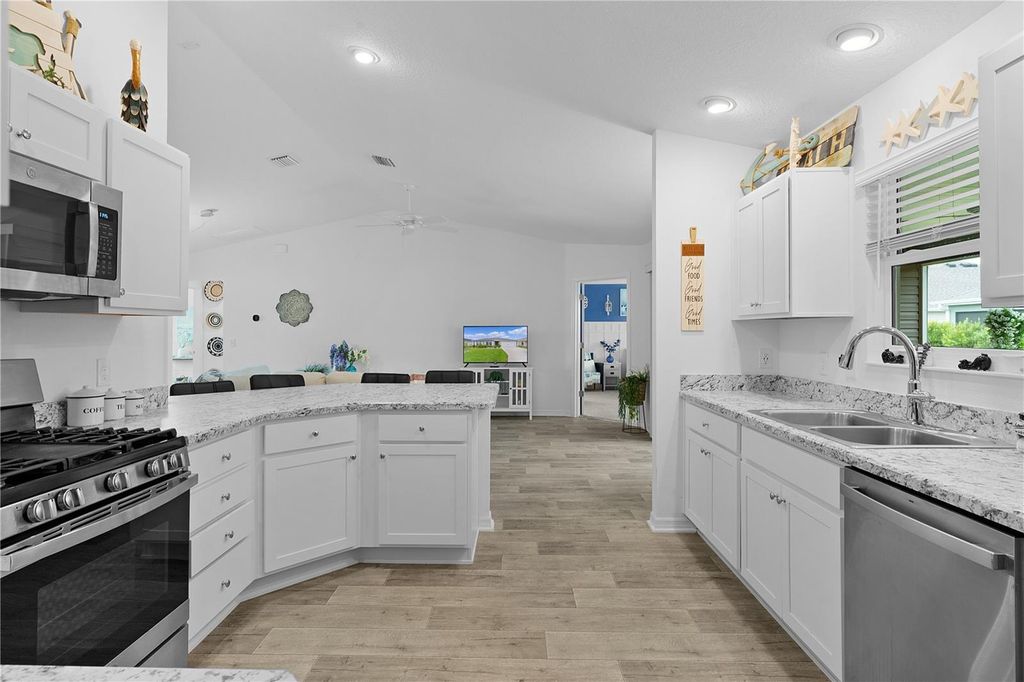 Image 9 of property listing at 3389 LUTY LANE, The Villages, FL 32163