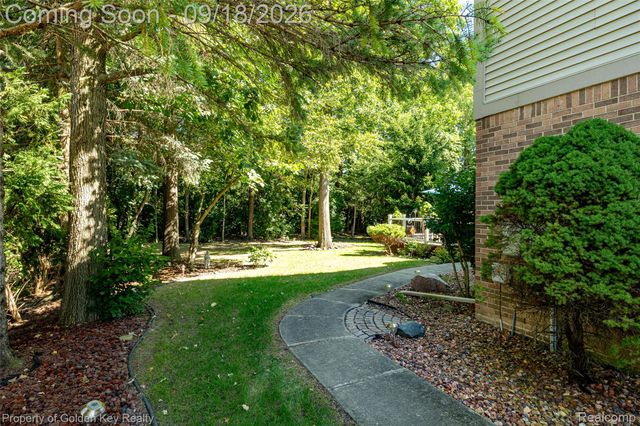 1804 Hendrie, Canton Charter Township, MI 48187
