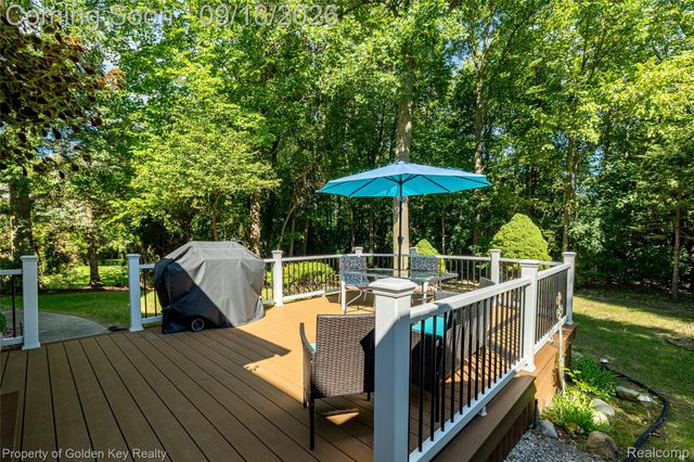 1804 Hendrie, Canton Charter Township, MI 48187