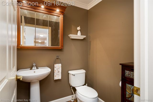 1804 Hendrie, Canton Charter Township, MI 48187