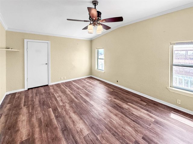 1152 Van Sant, Gilchrist, TX 77617