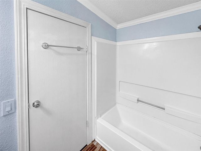 1152 Van Sant, Gilchrist, TX 77617