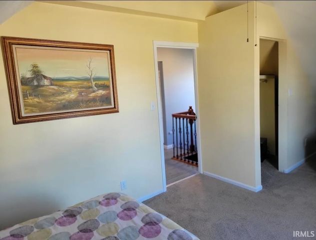 1431 Lincolnway Street, Mishawaka, IN 46544