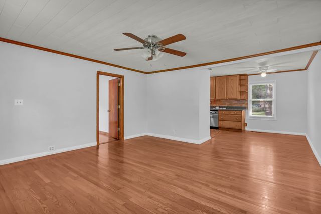 116 Lilac Ct, Clarksville, TN 37042