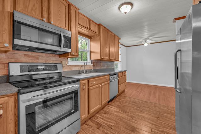116 Lilac Ct, Clarksville, TN 37042