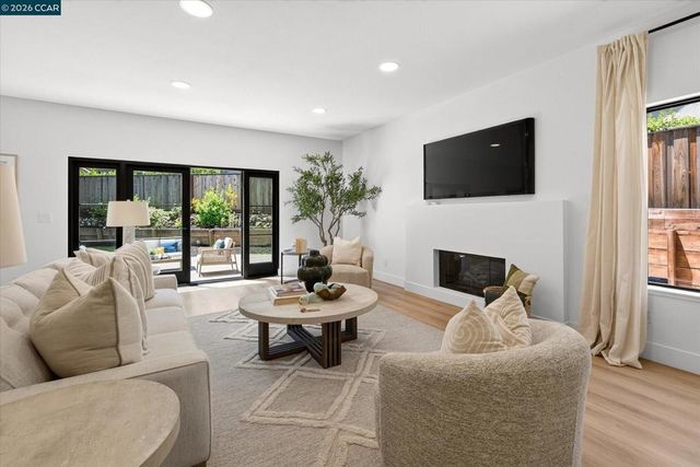 719 Bourne Ct, Danville, CA 94506