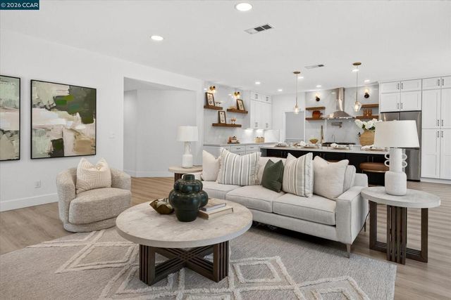 719 Bourne Ct, Danville, CA 94506