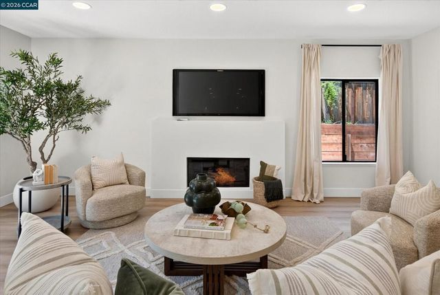 719 Bourne Ct, Danville, CA 94506