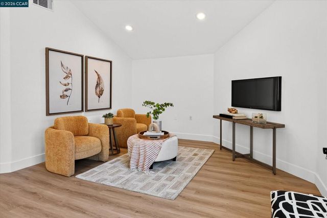 719 Bourne Ct, Danville, CA 94506