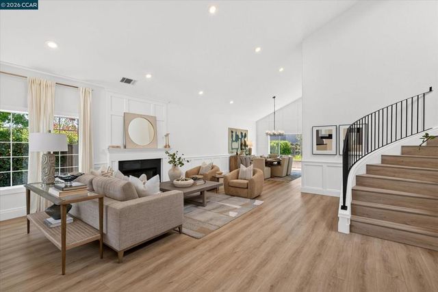 719 Bourne Ct, Danville, CA 94506
