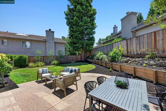 719 Bourne Ct, Danville, CA 94506