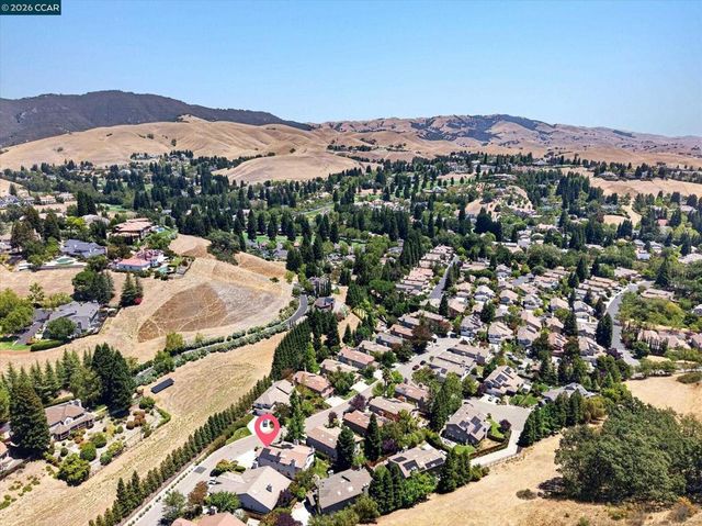 719 Bourne Ct, Danville, CA 94506