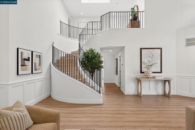 719 Bourne Ct, Danville, CA 94506
