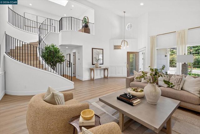 719 Bourne Ct, Danville, CA 94506