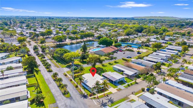 202 NW 52nd St 0, Deerfield Beach, FL 33064