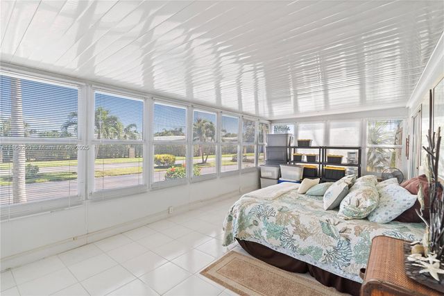 202 NW 52nd St 0, Deerfield Beach, FL 33064