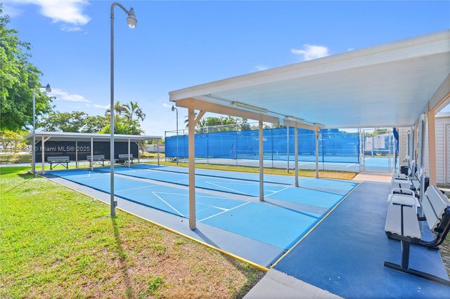 202 NW 52nd St 0, Deerfield Beach, FL 33064