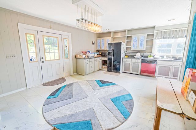 85 Boonshill Rd, Fayetteville, TN 37334