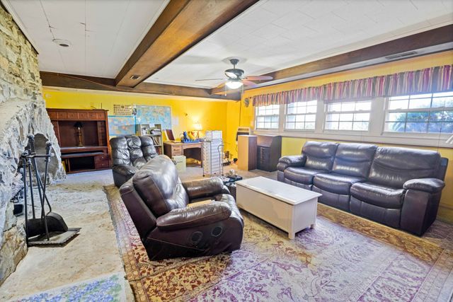 85 Boonshill Rd, Fayetteville, TN 37334