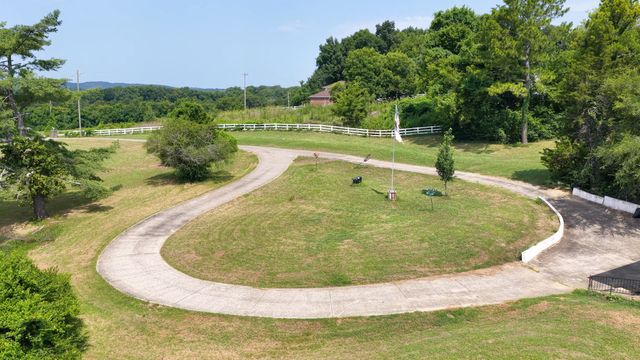 85 Boonshill Rd, Fayetteville, TN 37334