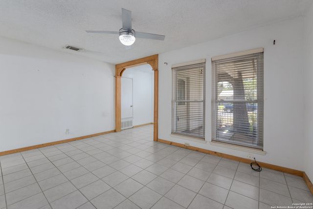 217 beverly, Schertz, TX 78154