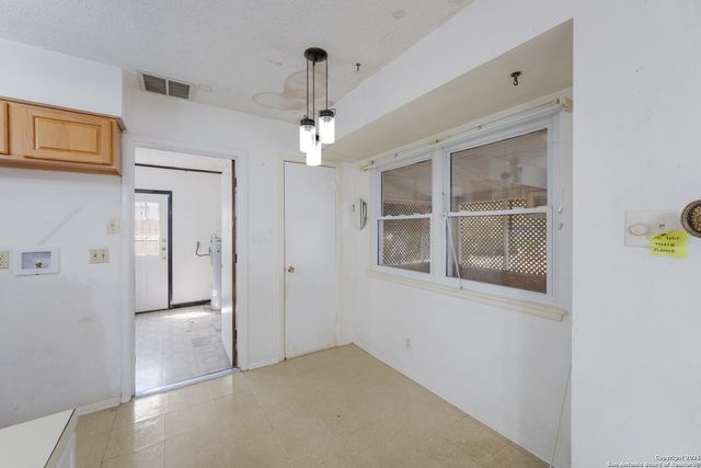 217 beverly, Schertz, TX 78154