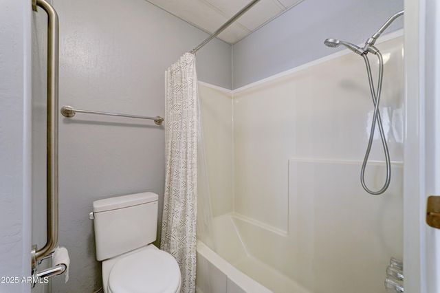 9109 E COUNTRY CLUB Drive, Sun Lakes, AZ 85248