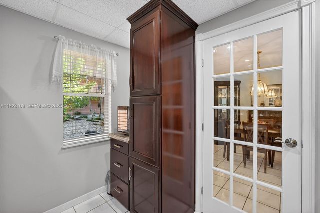 2841 Somerset Dr 106, Lauderdale Lakes, FL 33311