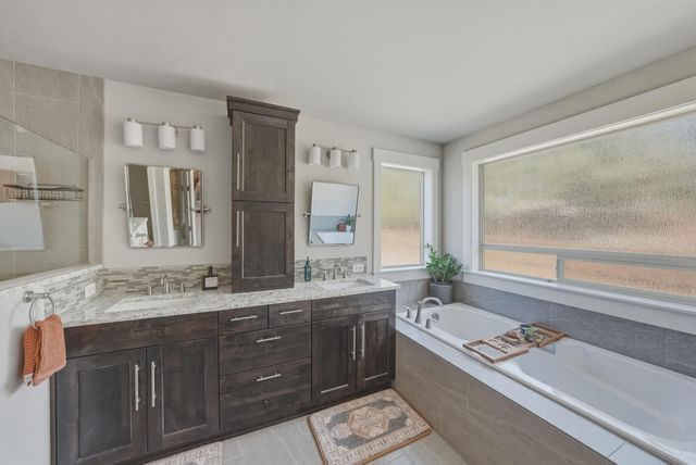 61060 SE Stari Most Loop, Bend, OR 97702