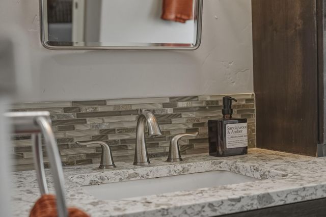 61060 SE Stari Most Loop, Bend, OR 97702