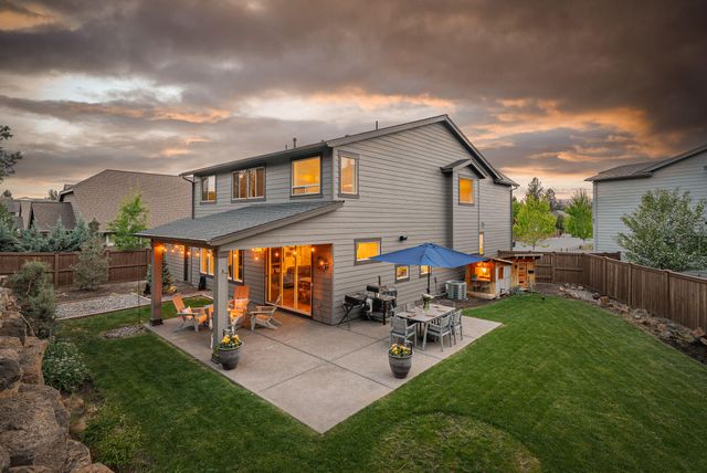 61060 SE Stari Most Loop, Bend, OR 97702