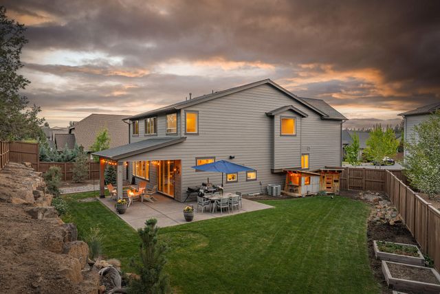 61060 SE Stari Most Loop, Bend, OR 97702
