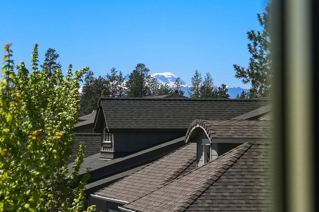 61060 SE Stari Most Loop, Bend, OR 97702