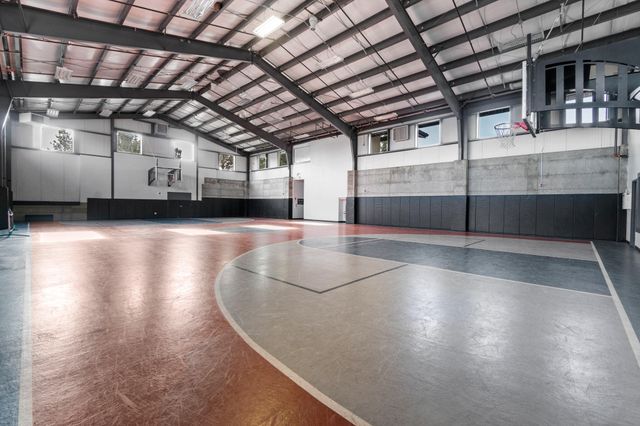 61060 SE Stari Most Loop, Bend, OR 97702
