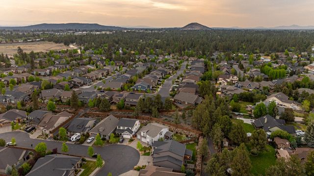 61060 SE Stari Most Loop, Bend, OR 97702
