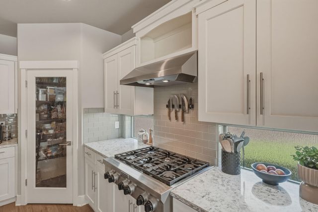61060 SE Stari Most Loop, Bend, OR 97702