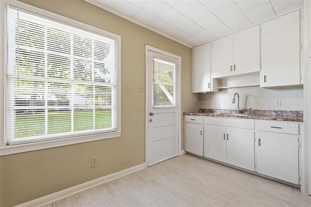 220 Heather Street, Lake Charles, LA 70605