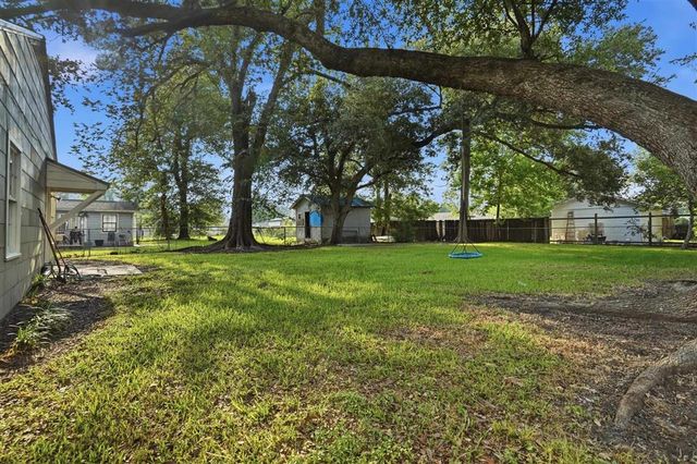 220 Heather Street, Lake Charles, LA 70605