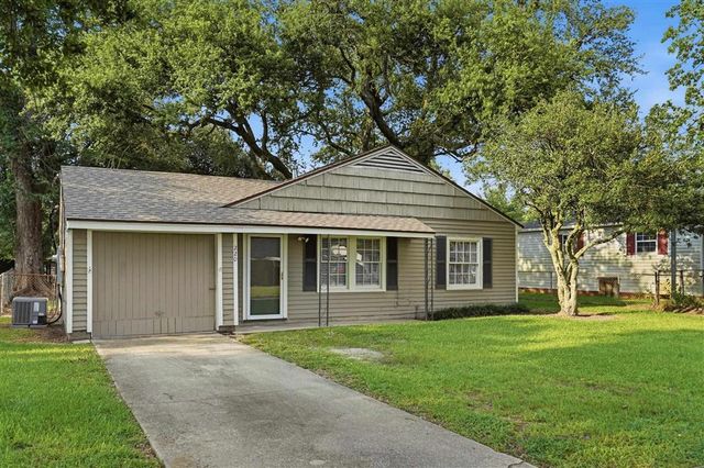 220 Heather Street, Lake Charles, LA 70605