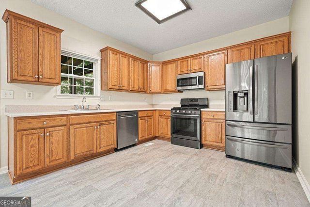 12 Paces Lakes Overlook, Dallas, GA 30157