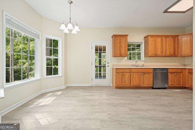 12 Paces Lakes Overlook, Dallas, GA 30157
