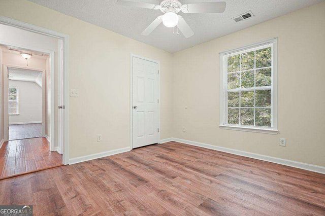 12 Paces Lakes Overlook, Dallas, GA 30157